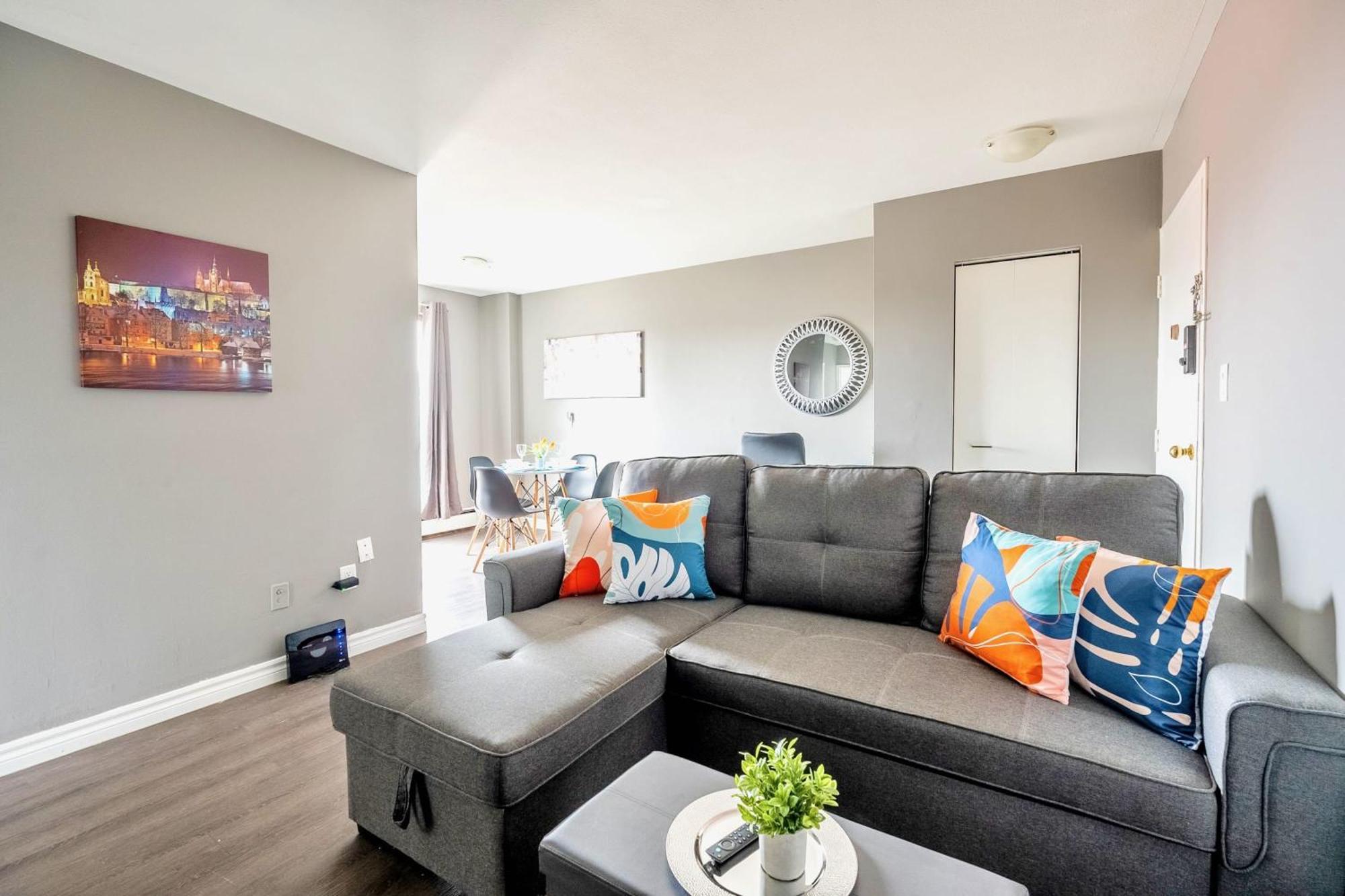 شقة Newly Renovated 2Br Unit In Glenview West هاميلتون المظهر الخارجي الصورة