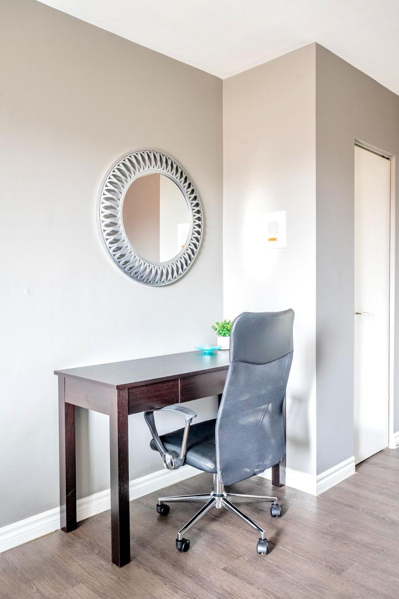 شقة Newly Renovated 2Br Unit In Glenview West هاميلتون المظهر الخارجي الصورة