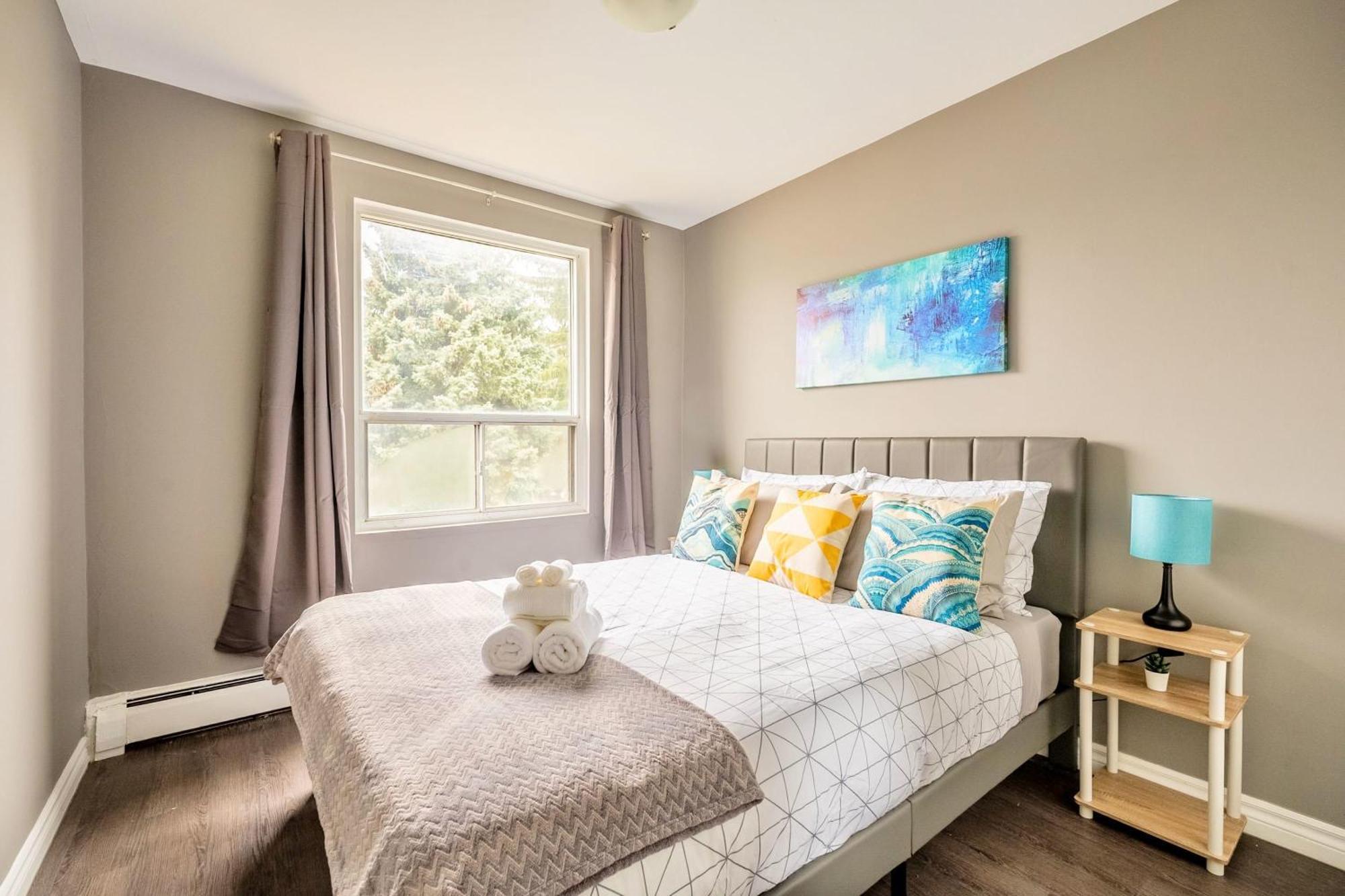شقة Newly Renovated 2Br Unit In Glenview West هاميلتون المظهر الخارجي الصورة
